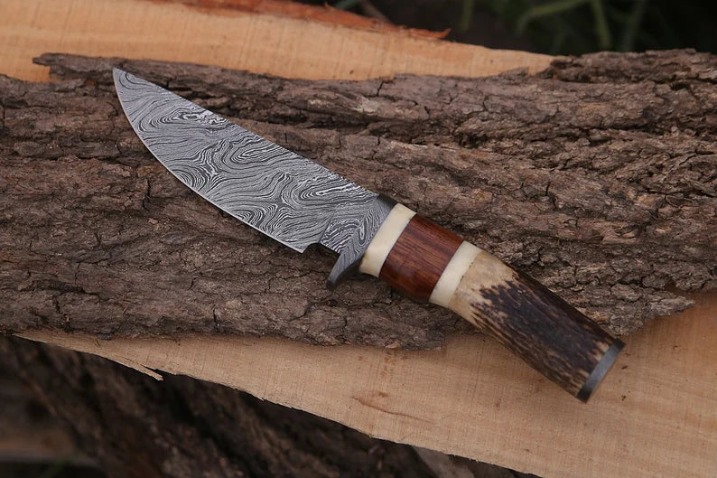 Handmade Damascus Steel Skinner Knife Stag Handle Hunting Knife Birthday Gift Wedding Anniversary Gift for Men Gift For your Beloved.