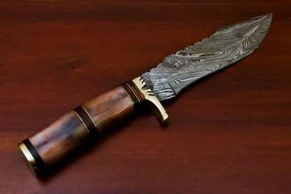 Hand Made Damascus Blade Bowie Hunting Knife - Brass Guard - Fixed Blade Damascus Knives for Men